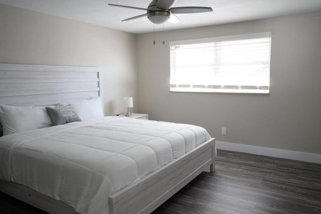 Hosting New Villa Tampa Kültér fotó